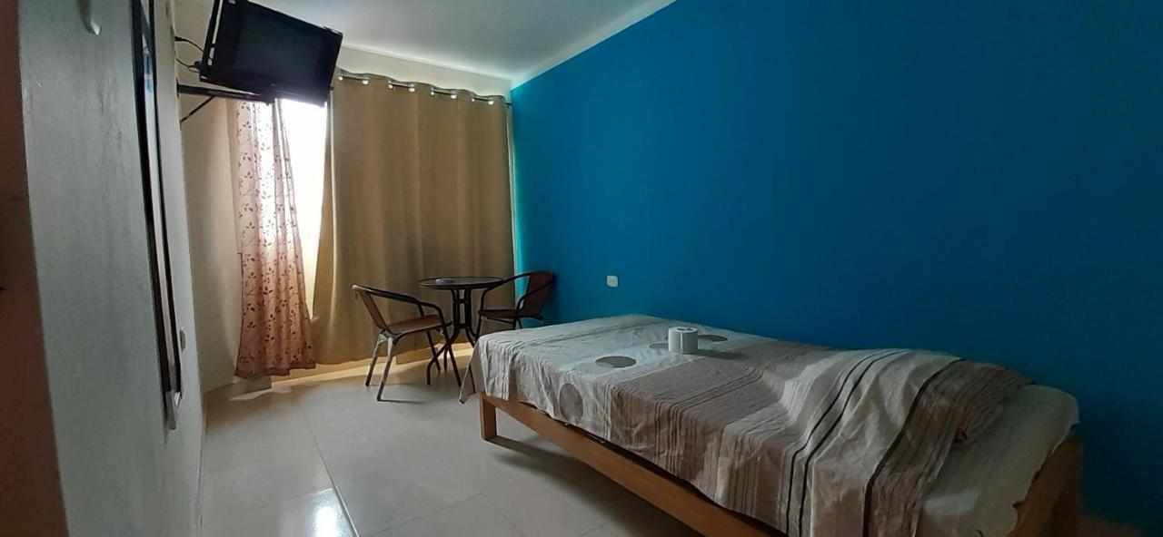 Aypa Hostal Trujillo Exteriér fotografie