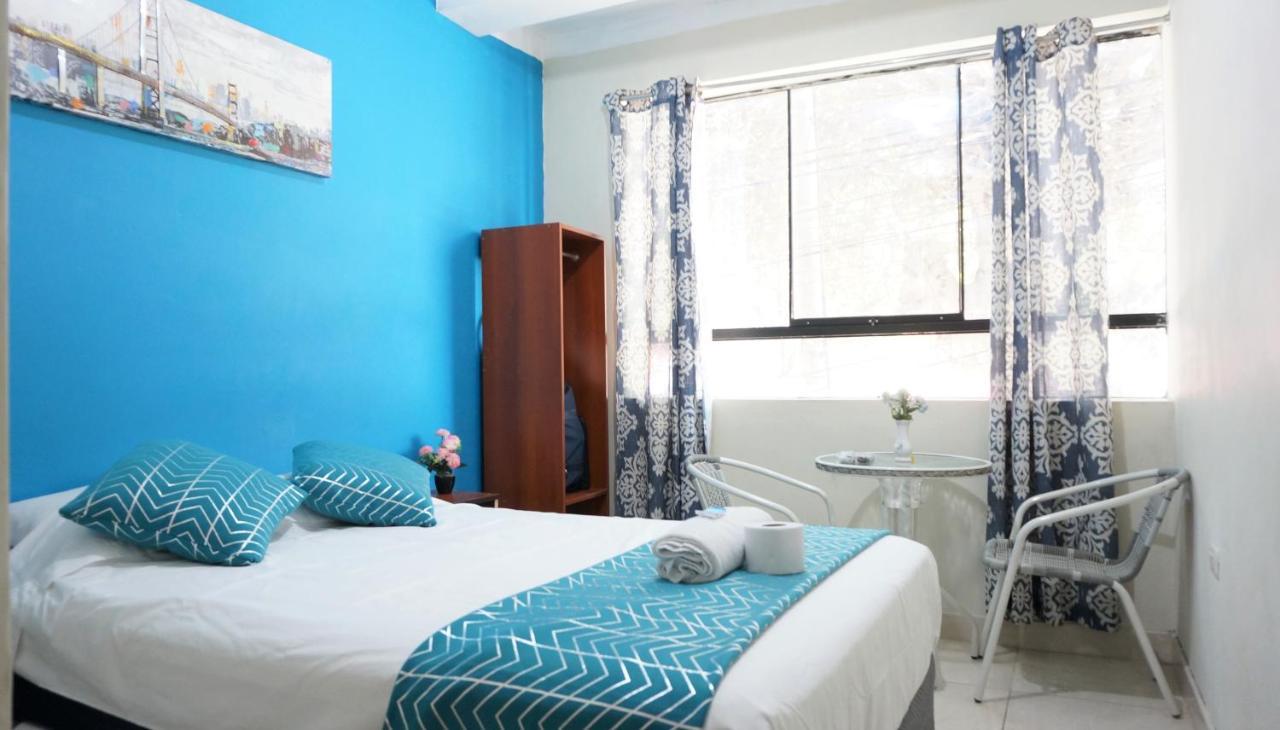 Aypa Hostal Trujillo Exteriér fotografie