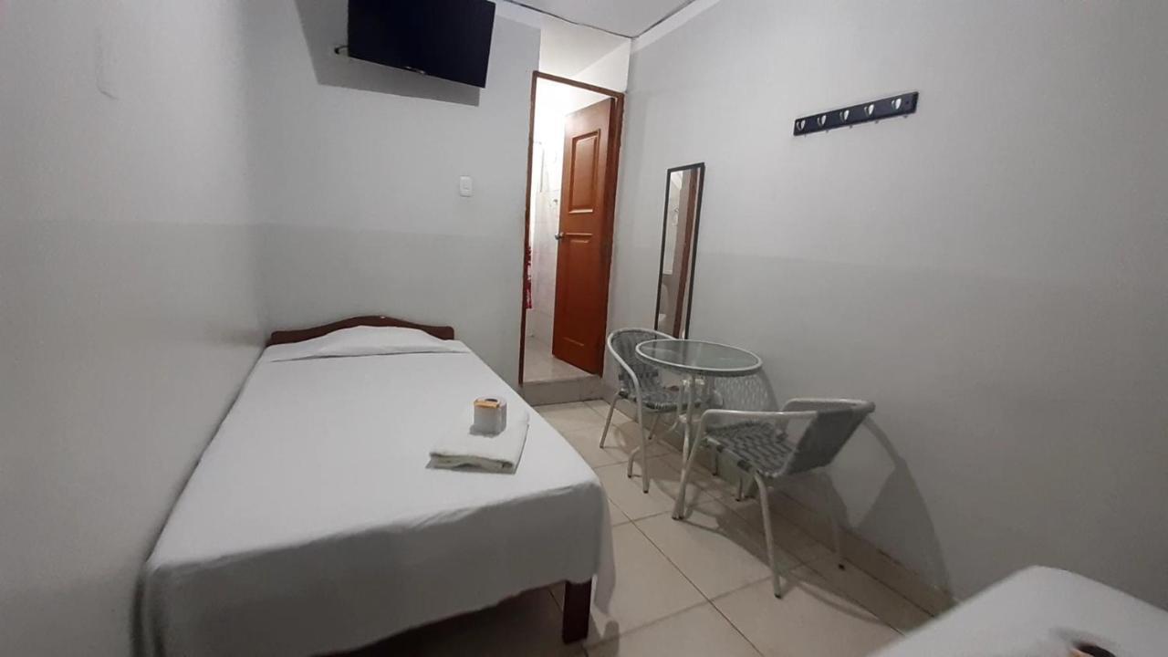 Aypa Hostal Trujillo Exteriér fotografie
