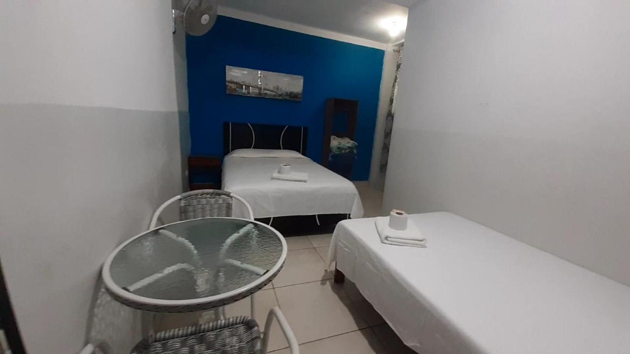 Aypa Hostal Trujillo Exteriér fotografie