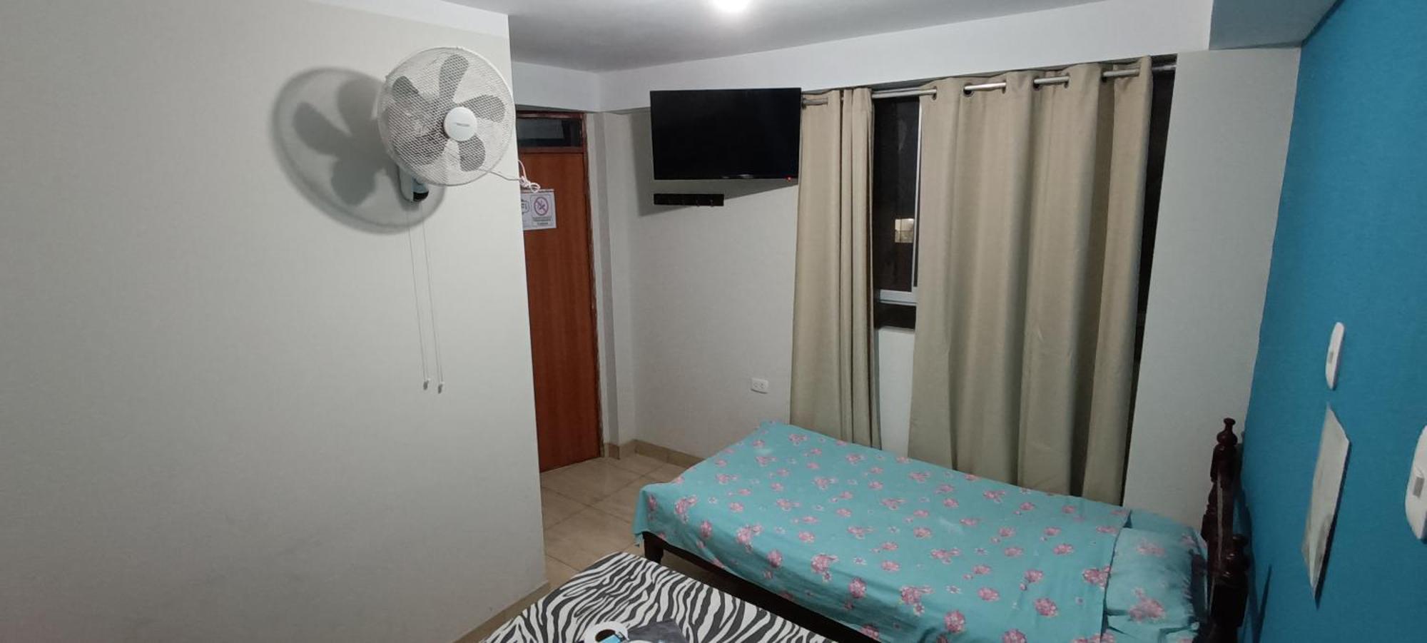 Aypa Hostal Trujillo Exteriér fotografie